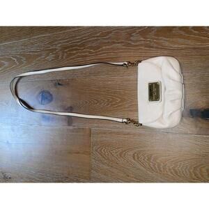 Marc Jacobs Cream Leather Shoulder Bag